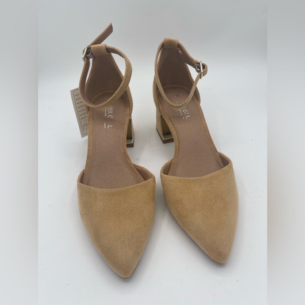 Pointed Toe Ankle Strap Block Heel in Tan